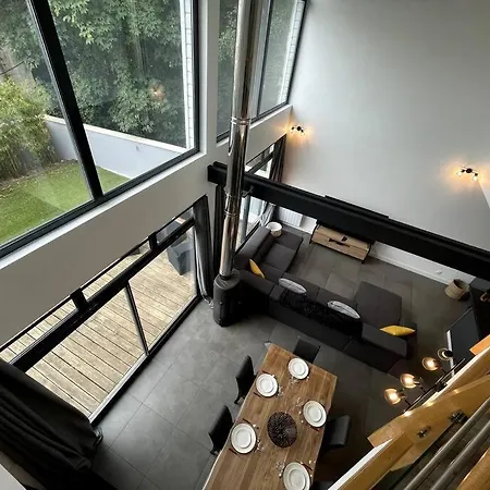 Superbe Loft Lumineux A