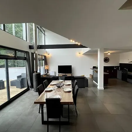 Superbe Loft Lumineux A Διαμέρισμα *