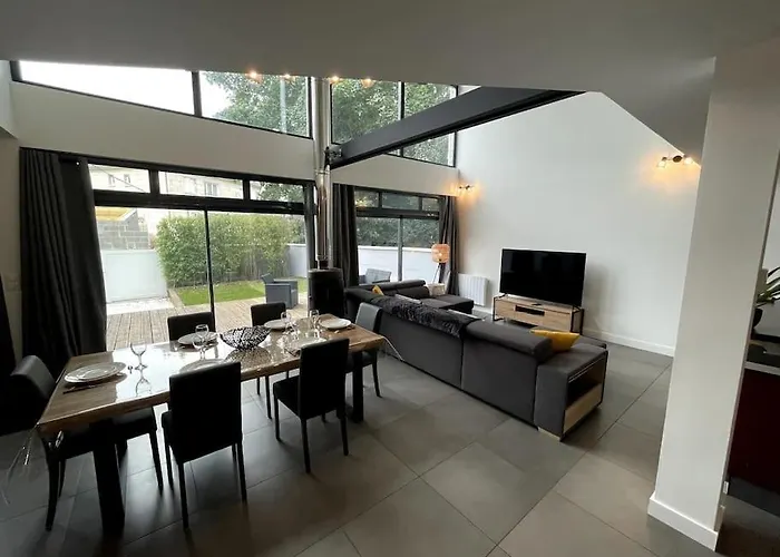 Superbe Loft Lumineux A